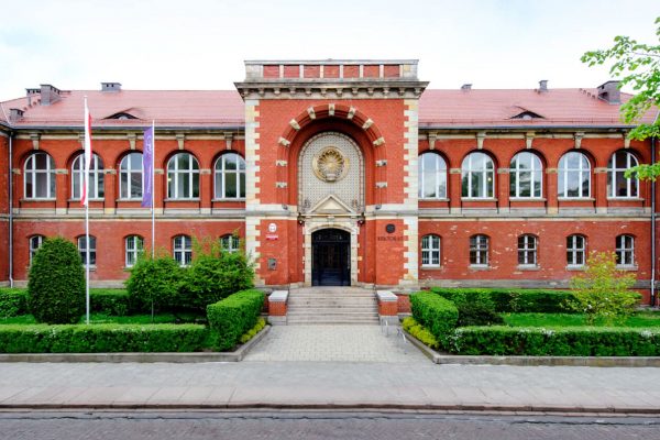 Od 20 grudnia 2021 r. do 9 stycznia 2022 r., zajęcia dydaktyczne na Uniwersytecie Szczecińskim będą prowadzone w trybie zdalnym