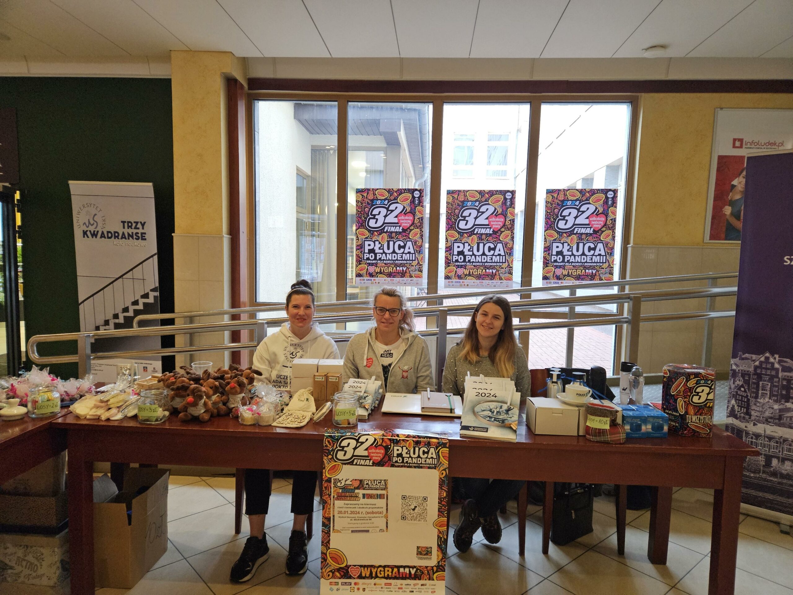 The Doctoral School of the University of Szczecin joined in a donation campaign for the WOŚP on 20.01.2024