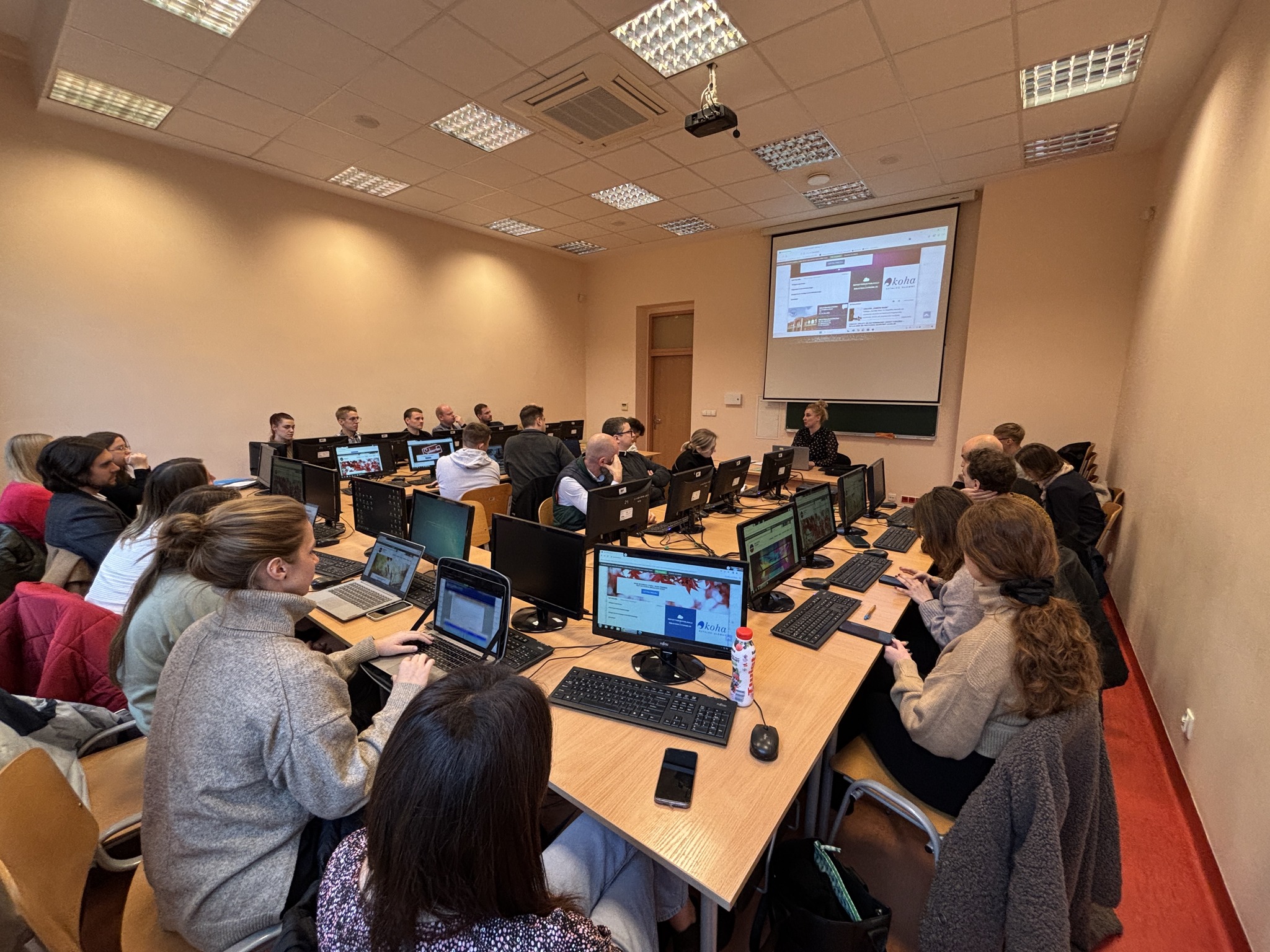 15 listopada zostało przeprowadzone szkolenie biblioteczne dla doktorantów SD