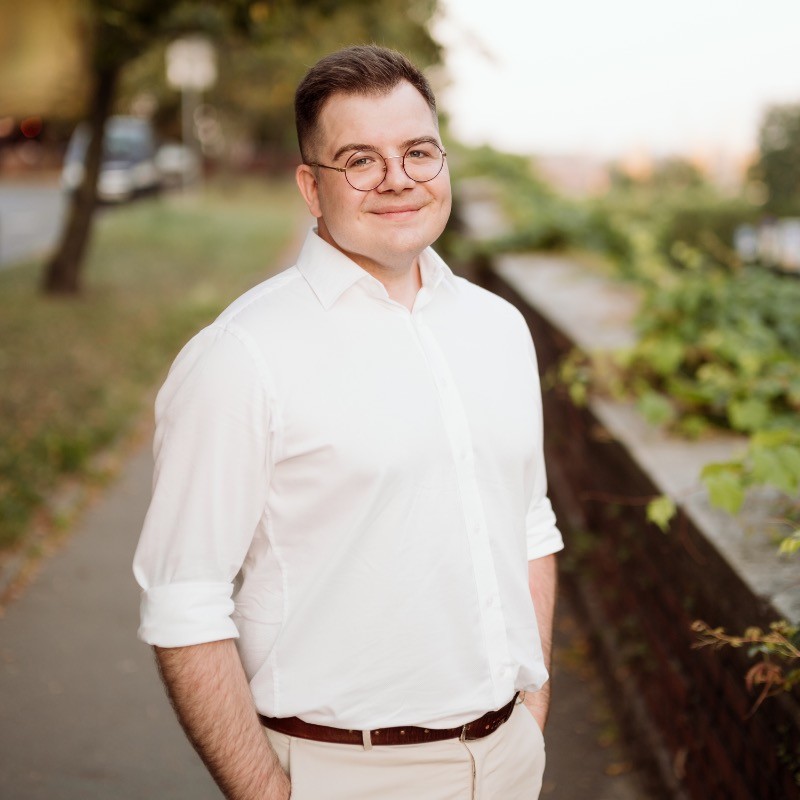 Doktorant Szkoły Doktorskiej kroi fizykę na miarę!