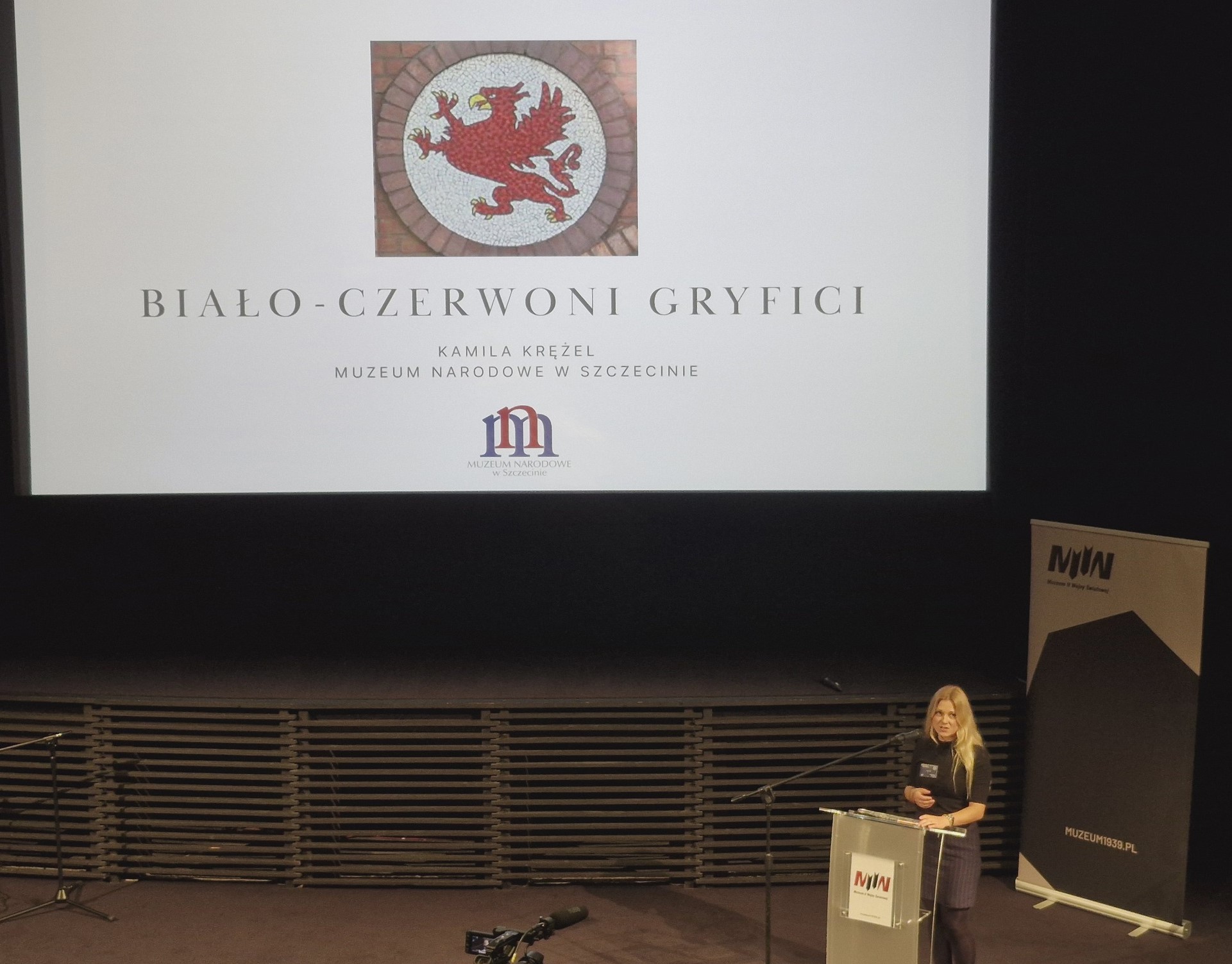 Doktorantka Szkoły Doktorskiej na ogólnopolskiej konferencji w Muzeum II Wojny Światowej w Gdańsku