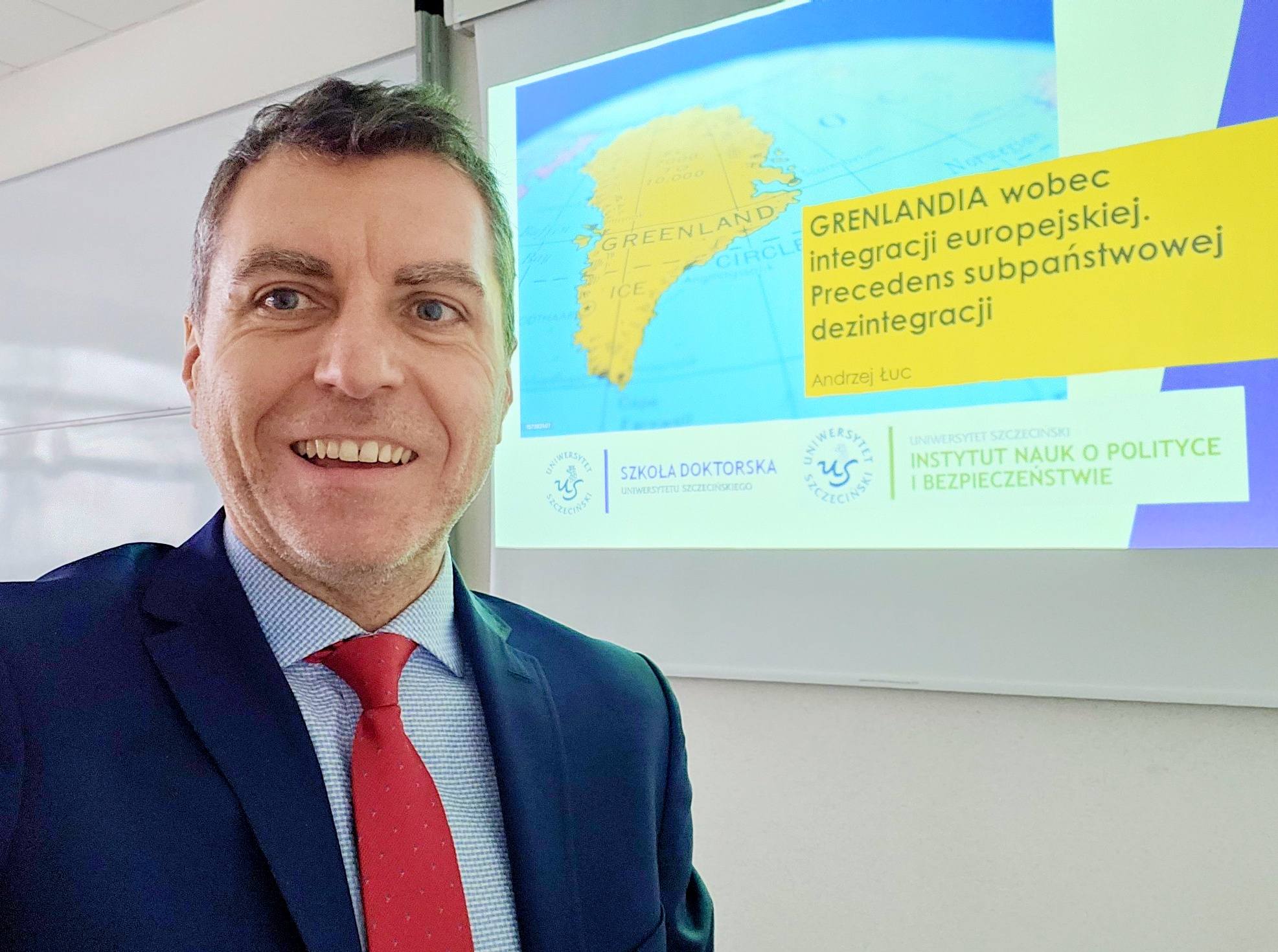 Doktorant Szkoły Doktorskiej na konferencji „Europa XXI wieku”